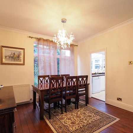 Westmorland - 4 Bedroom House - Free Parking For Up To 7 Cars - Walking Distance To Qmc And University - Ideal For Contractors And Large Groups Ноттингем Экстерьер фото