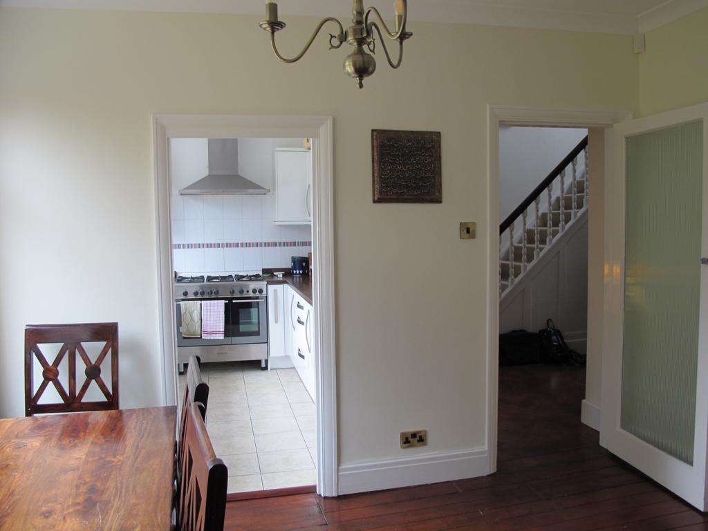 Westmorland - 4 Bedroom House - Free Parking For Up To 7 Cars - Walking Distance To Qmc And University - Ideal For Contractors And Large Groups Ноттингем Экстерьер фото